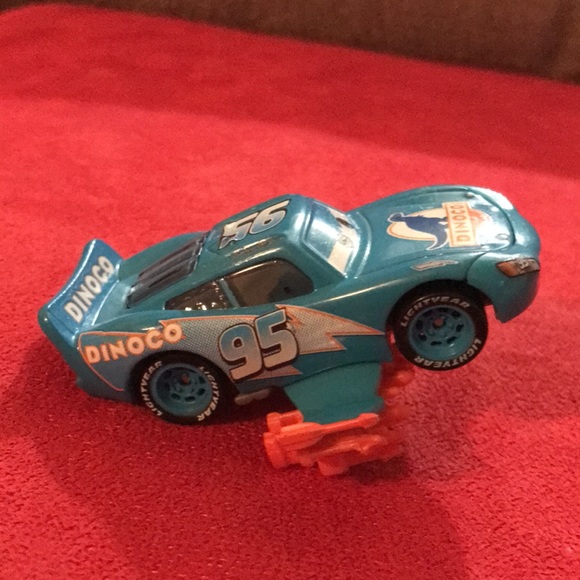 Disney Pixar Diecast Pinoco Car Lot! - Picture 6 of 11